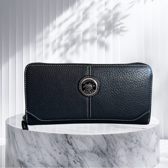 Dooney & Bourke Black Textured Leather wallet - Picture 4 of 14